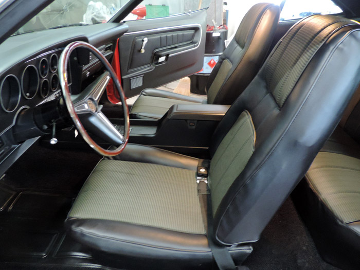 03 front seats