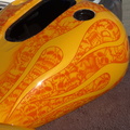 yellow-crystals-detailed-airbrushed-skulls-12