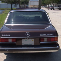 1984-Mercedes-300D-Turbo-Diesel