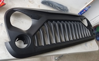 Jeep Wrangler Grill - Before