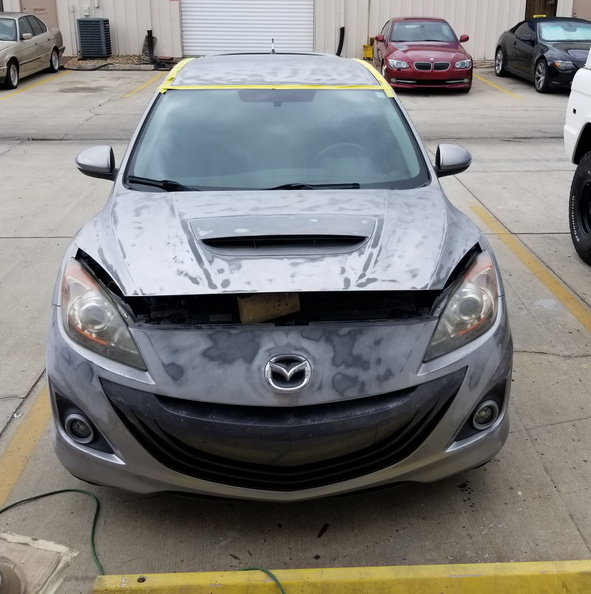 Mazda_Speed_3_prepped_hood_roof_stripped_07.jpg