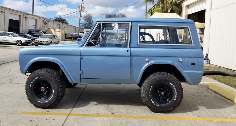 1974_Ford_Bronco_AFTER_painting_22.jpg