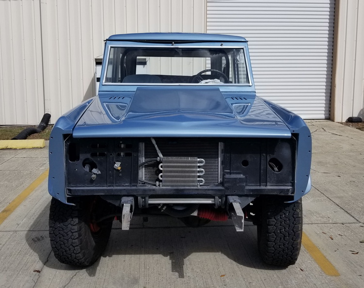 1974_Ford_Bronco_AFTER_painting_30.jpg