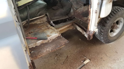 Floor Pan and Roof Images  - 1966 GMC Suburban