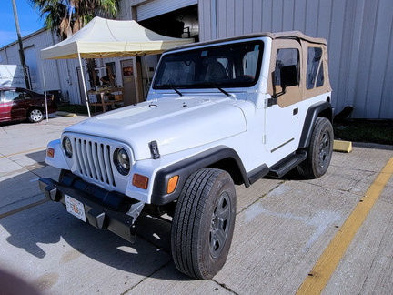 2001 Jeep Wranger AFTER new paint job