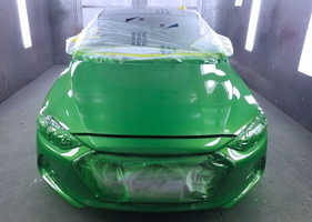 2018 Hyundai Elantra with custom green metallic fade 