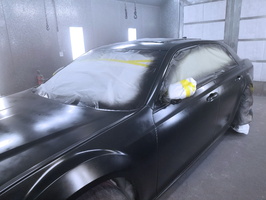 2016 Chrysler 300 - black diamond sprayed over the black basecoat